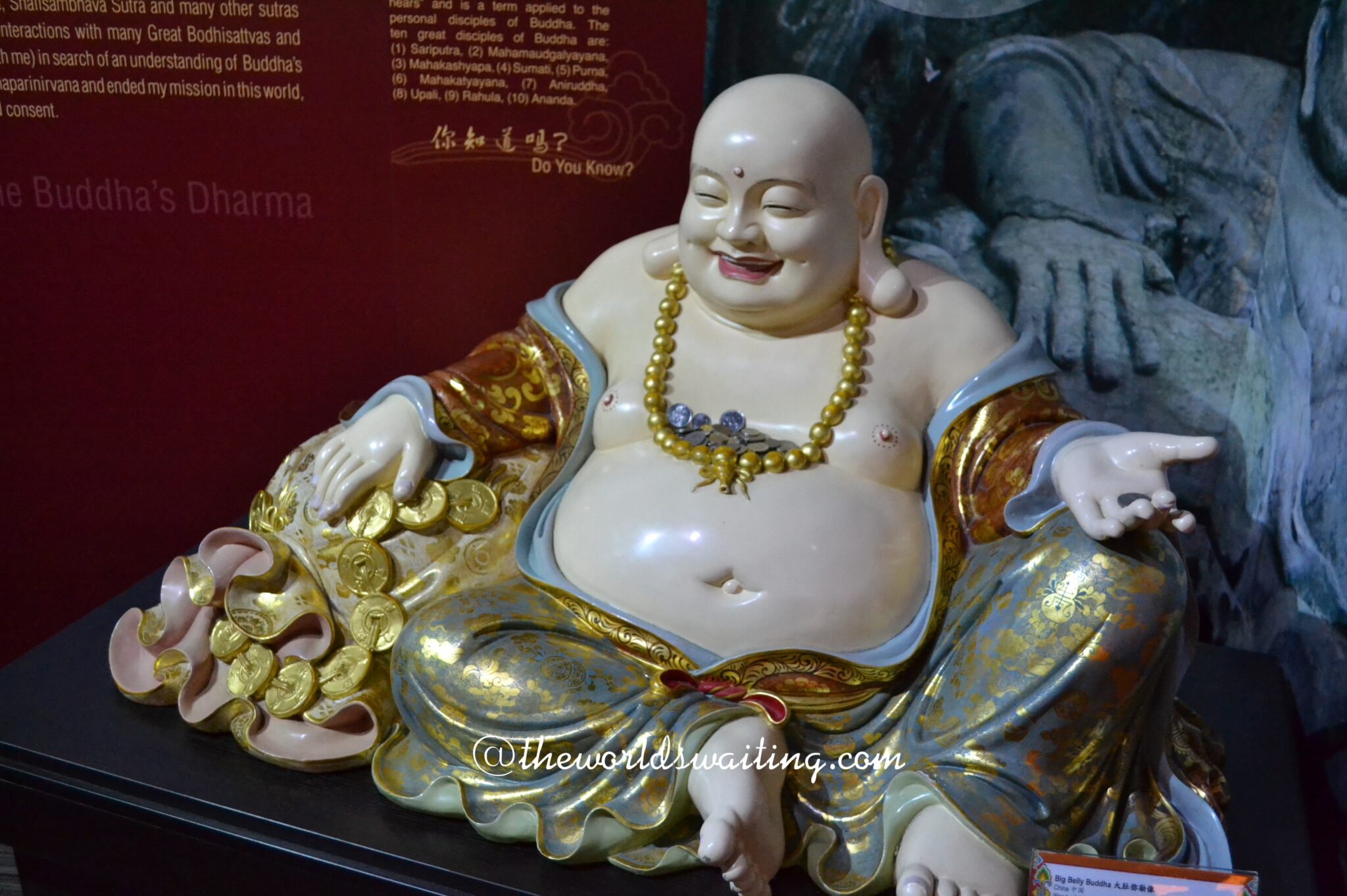 Learn about Buddhism at the Buddha Tooth Relic Temple, Singapore – The ...